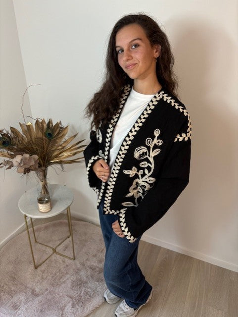 Veste brodée